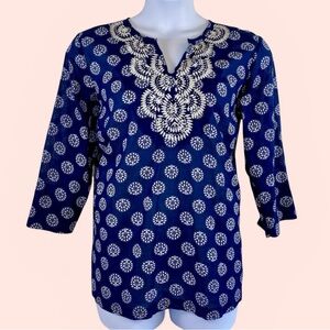 Talbots Women’s 1X Navy/White Split Neck Printed Tunic with Embroidered Detail